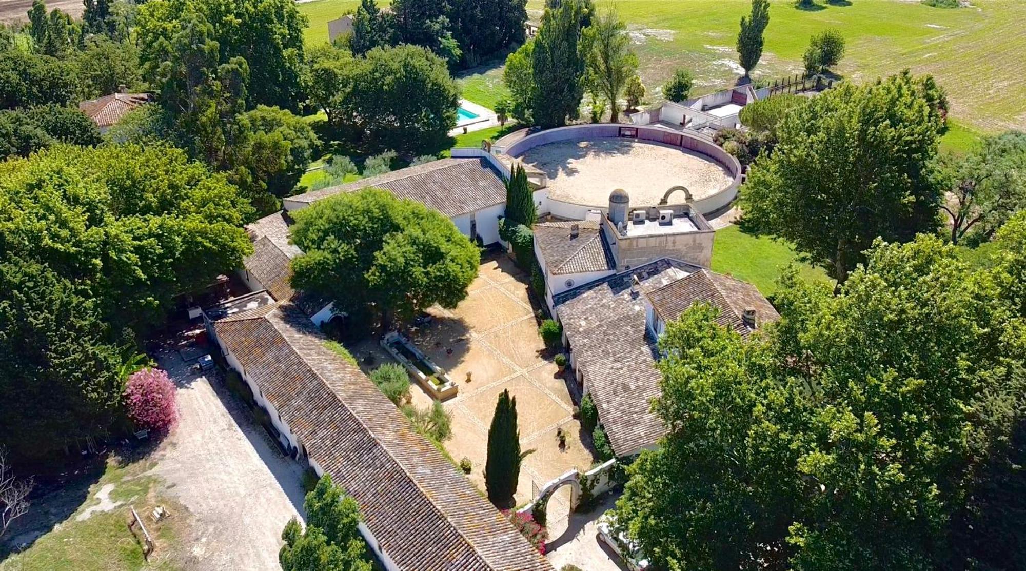 Villa Mas Des Becasses, En Provence - 22 Personnes Arlés Exterior foto